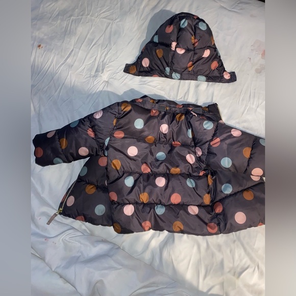 TODDLER H&M PUFFY RAINCOAT. 2T. BARELY WORN. EXCELLENT CONDITION!! - Picture 8 of 8